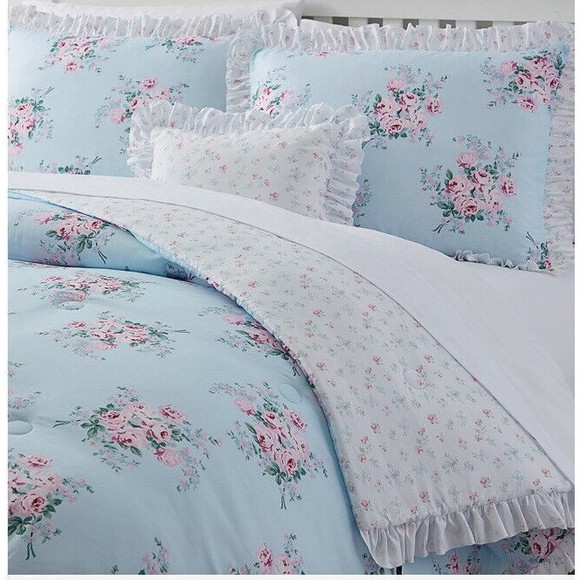 SIMPLY SHABBY CHIC Rachel Ashwell Reversible Bouquet Rose Comforter Set … - Picture 1 of 5